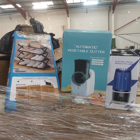 PALLET CONTAINING A LARGE ASSORTMENT OF CONSUMER PRODUCTS INCLUDING: ELECTRIC SHOCK MOSQUITO LAMP, VEGETABLE CUTTER, SHOE STAND ECT
