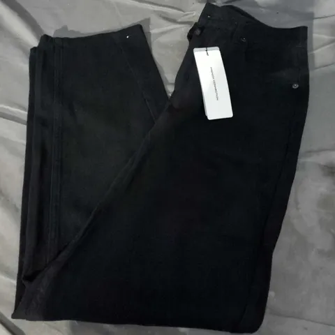 FRENCH CONNECTION LOREN TWILL BARREL LEG DENIM JEANS – BLACK, UK 8