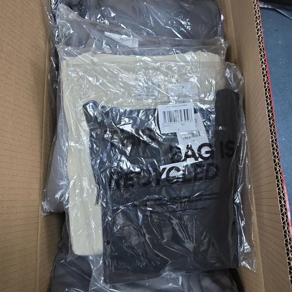 BOX OF ASSORTED COTTON ON CLOTHES INCLUDING SUPER BAGGY TRACK PANTS, A BOX FIT GRAPHIC TEE AND A SUNDAY SCOOP LONG SLEEVE