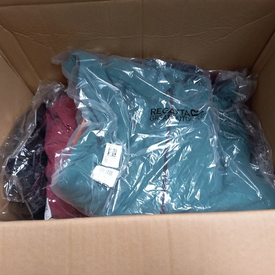 LOT OF APPROXIMATELY 14 ASSORTED CLOTHING ITEMS TO INCLUDE REGATTA AND SHINEME - UNCHECKED SIZES