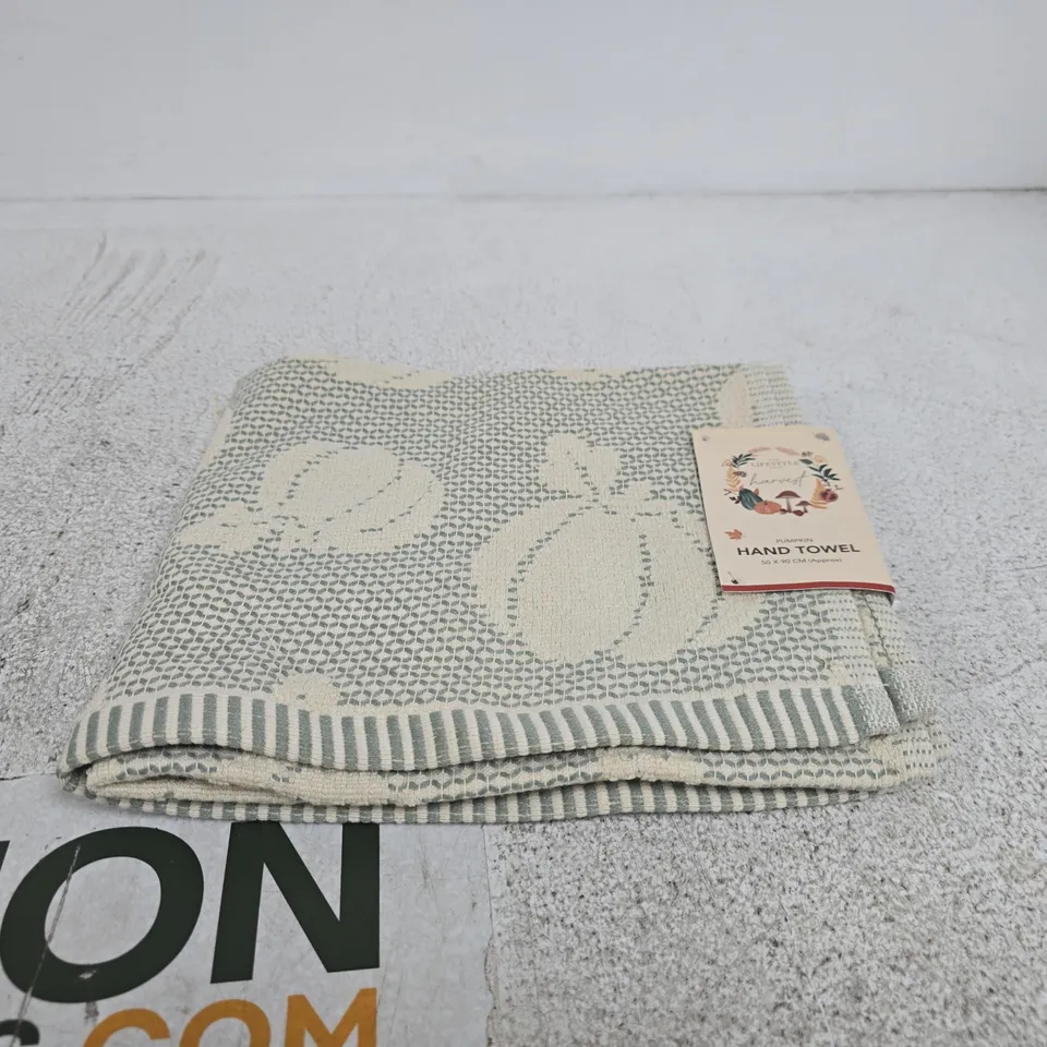 THE LIFESTYLE EDIT HARVEST PUMPKIN HAND TOWEL 50 X 90CM APPROX