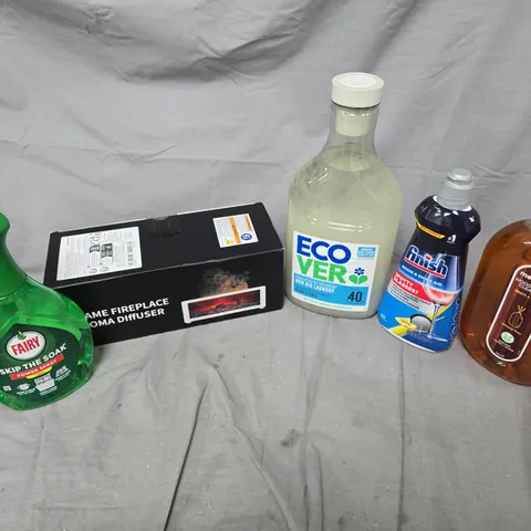 APPROXIMATELY1 ASSORTED HOUSEHOLD LIQUID PRODUCTS TO INCLUDE FAIRY SKIP THE SOAK, ECO VER NON BIO LAUNDRY, FINISH RINSE & SHINE AID, ETC - COLLECTION ONLY