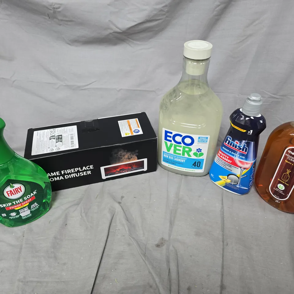 APPROXIMATELY1 ASSORTED HOUSEHOLD LIQUID PRODUCTS TO INCLUDE FAIRY SKIP THE SOAK, ECO VER NON BIO LAUNDRY, FINISH RINSE & SHINE AID, ETC - COLLECTION ONLY