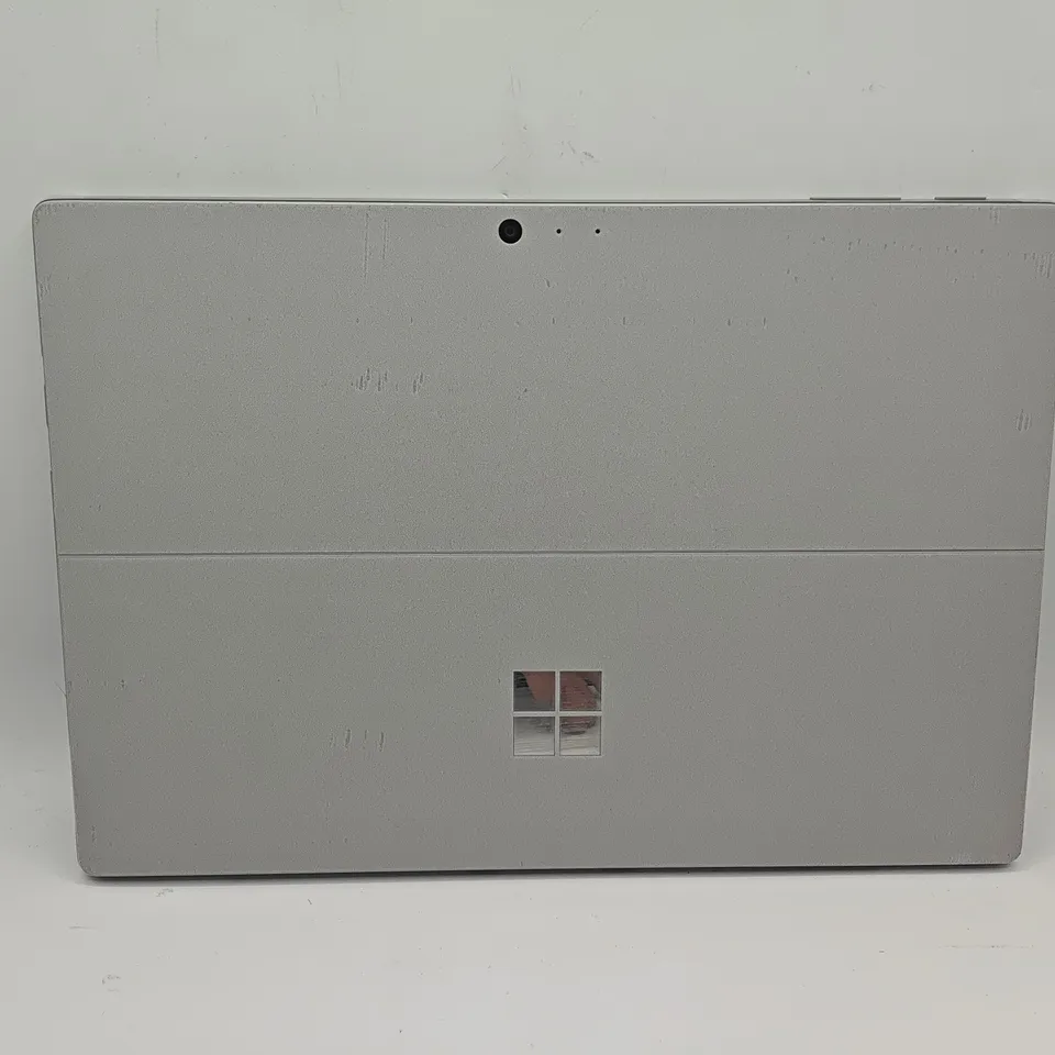 UNBOXED MICROSOFT SURFACE PRO 128GB TABLET PC IN SILVER - 1796