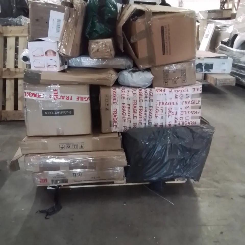 PALLET TO CONTAIN NEO PRODUCTS AND OTHER ASSORTED HOUSEHOLD GOODS TO INCLUDE;25L DEHUMIDIFIER,AIRFRYER,CHRISTMAS TREE,MIRROR,CLOTHES AIRER 