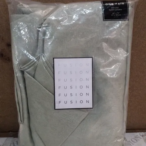POLYESTER ROOM DARKENING CURTAIN PAIR - 117×183CM - GREEN