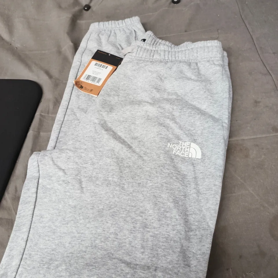 THE NORTH FACE TEEN GREY SWEATPANTS SIZE XXL