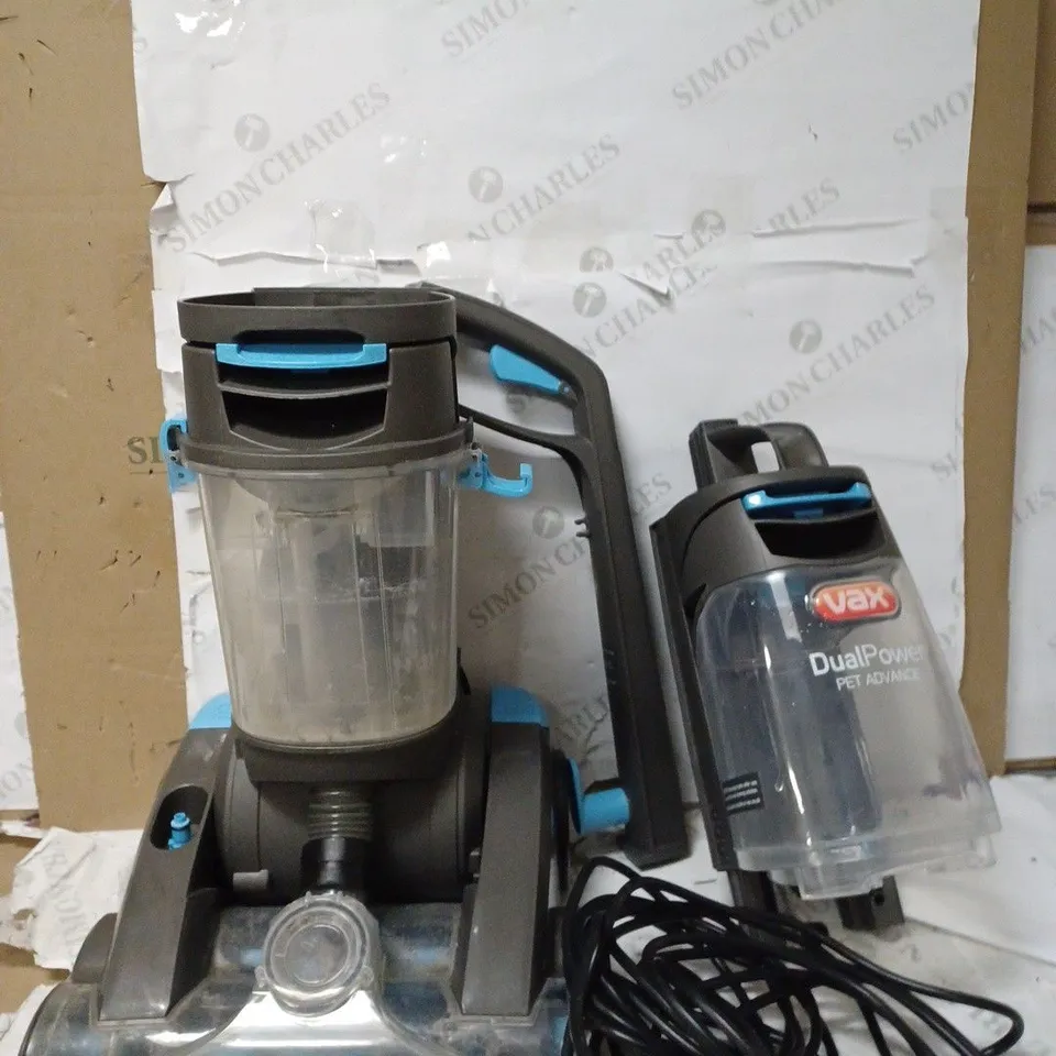 VAX DUAL POWER PET ADVANCE CARPET CLEANER