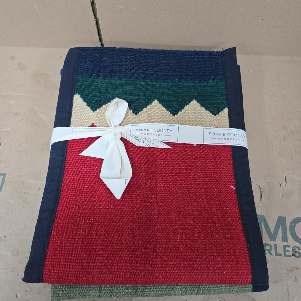 SOPHIE COONEY RUNNERS STAIR RUNNER