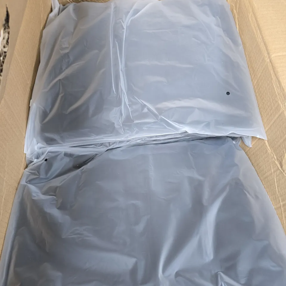 APPROXIMATELY 15 YOU DONT WANT THIS LIFE BRANDED HOODIES IN BLACK - M