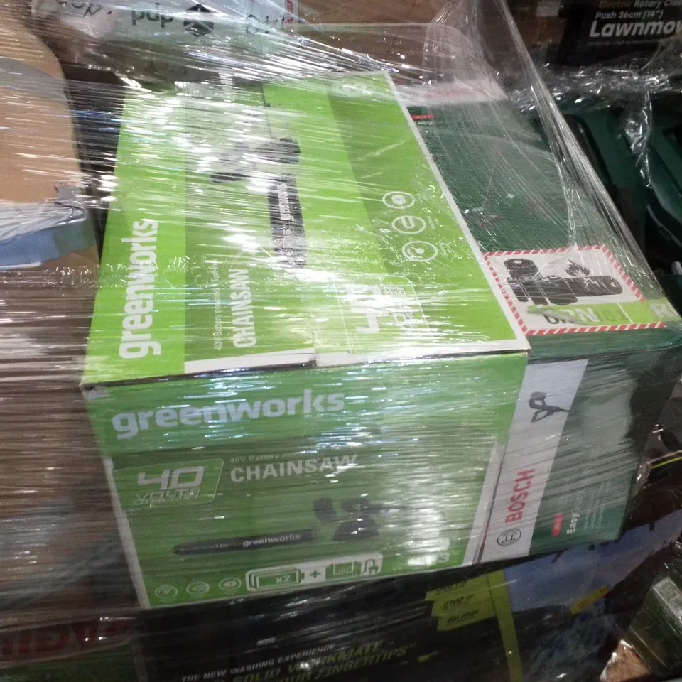 PALLET CONTAINING ASSORTED GARDEN EQUIPMENT INCLUDING ELECTRIC ROTARY LAWNMOWERS, CORDLESS GRASS TRIMMER & CHAINSAW