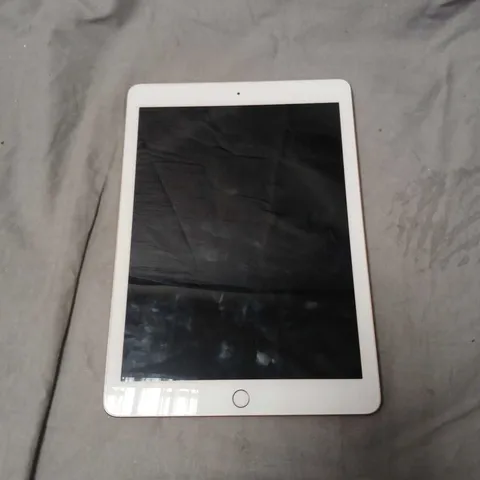 APPLE IPAD 6TH GEN IN ROSE GOLD – MODEL A1893