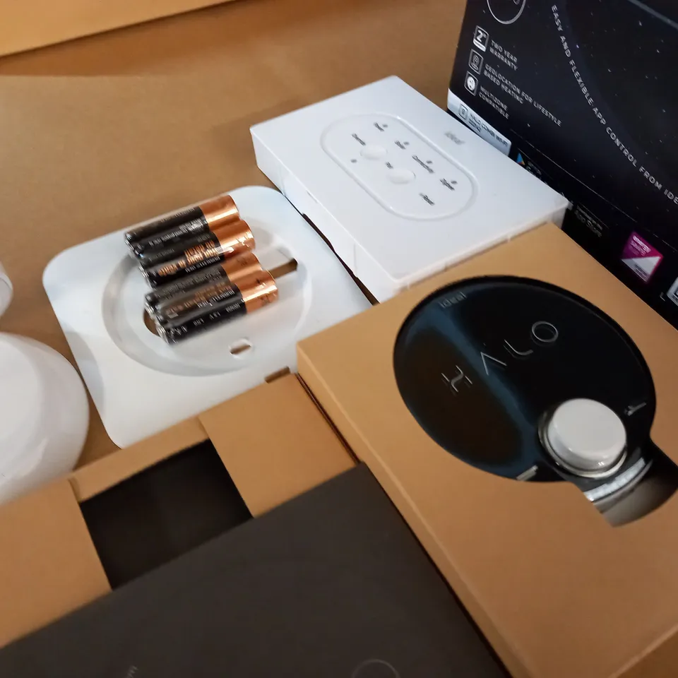 BOXED HALO COMBO WI-FI 222142