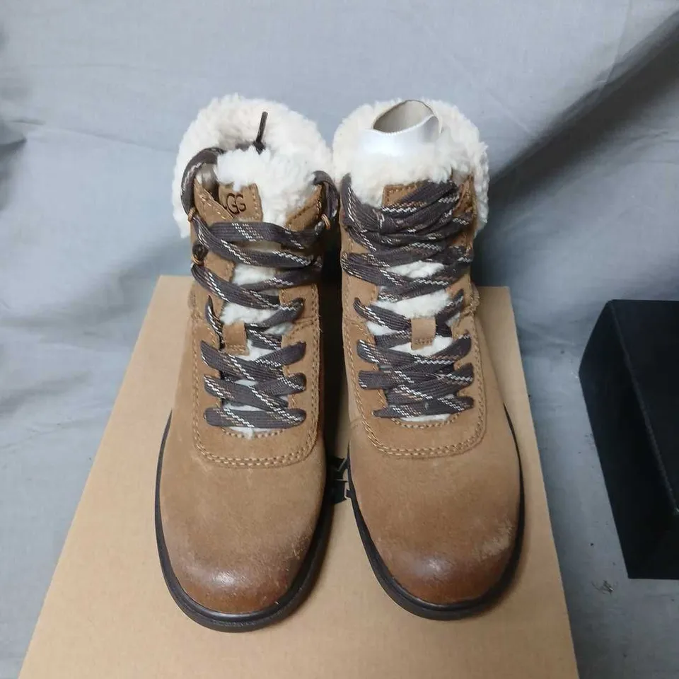 UGG HARRISON COZY LACE BOOTS - BROWN LEATHER WITH SHEARLING, UK SIZE 6