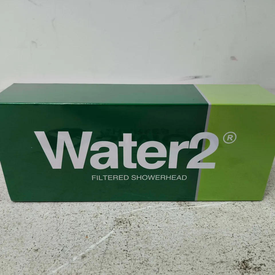 WATER2 FILTERED SHOWERHEAD – BOXED