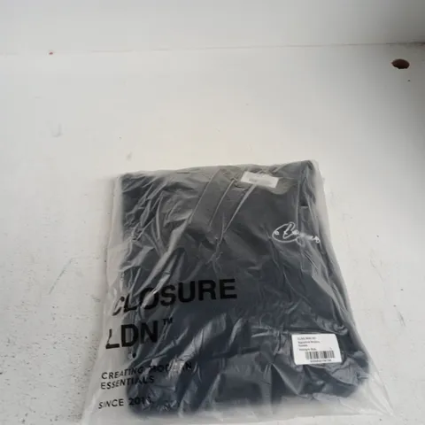 CLOSURE LDN SIGNATURE STUDIOS HOODIE – MIDNIGHT BLUE, SIZE L