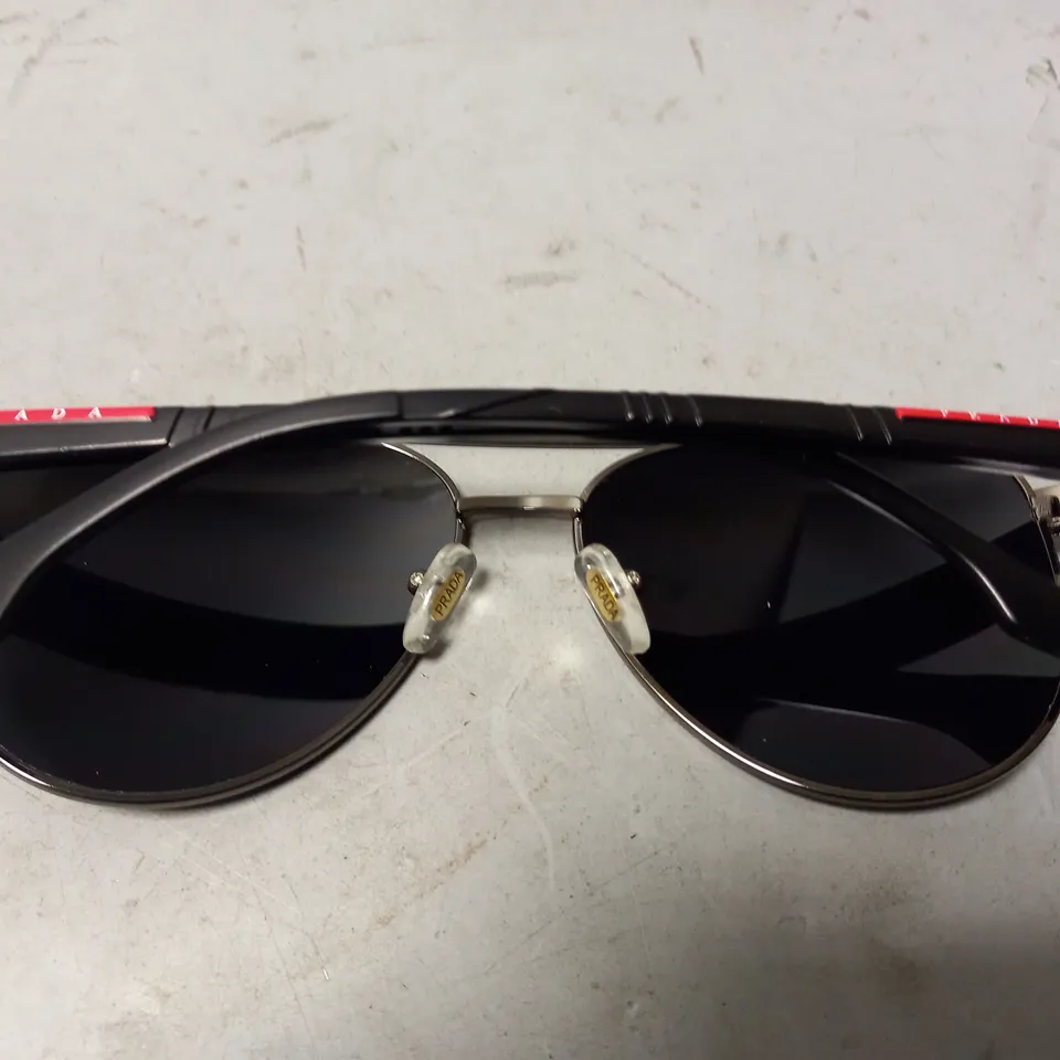 BOXED PRADA PR4021 SUNGLASSES