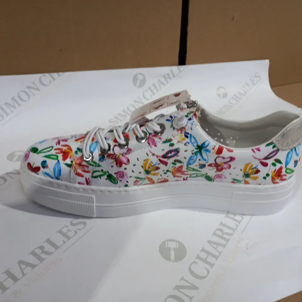 RIEKER FKWER PRINT TRAINER SIZE 7 