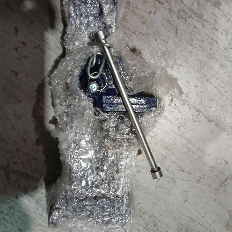 HILKA 4FT T-BAR SASH CLAMP – CAST IRON JAWS, CHROME PLATED HANDLE 