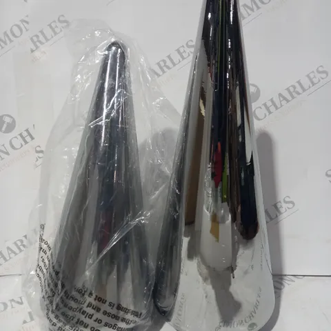 BOXED KELLY HOPPEN SET OF 2 INDOOR/OUTDOOR PRELIT GLASS DECOR - REFLECTIVE CONES