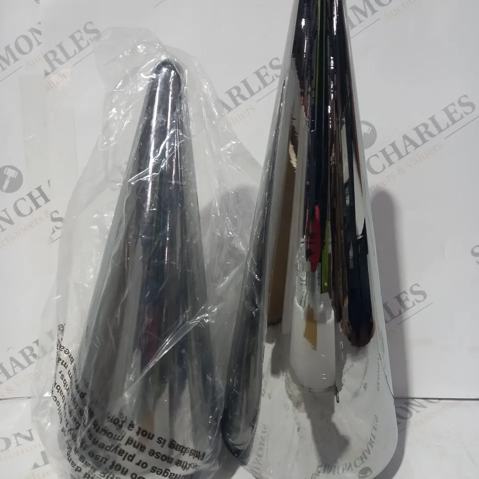 BOXED KELLY HOPPEN SET OF 2 INDOOR/OUTDOOR PRELIT GLASS DECOR - REFLECTIVE CONES