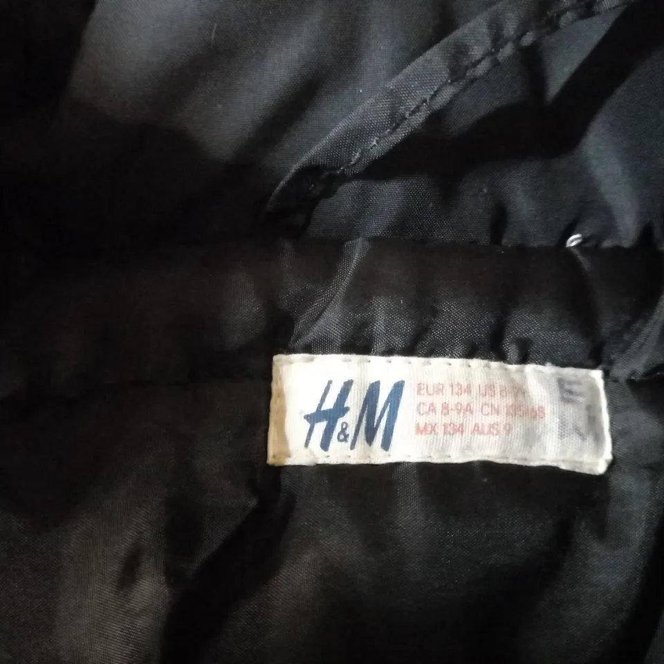 H&M BLACK HOODED COAT WITH FAUX FUR HOOD - SIZE 8-9 YEARS