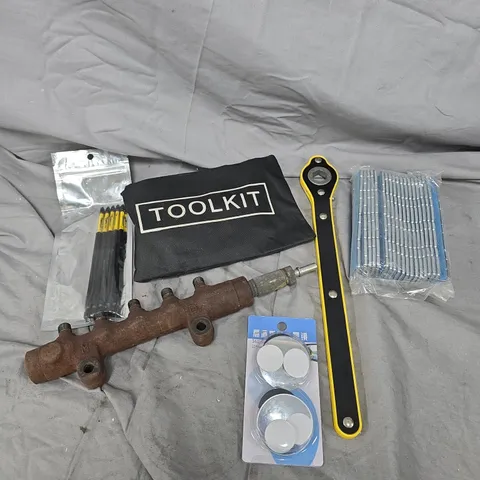 APPROXIMATELY 15 ASSORTED VEHICLE PARTS/ACCESSORIES TO INCLUDE TOOL KIT, WHEEL BALANCE WEIGHTS, AIR LINE COIL PIPE ETC 