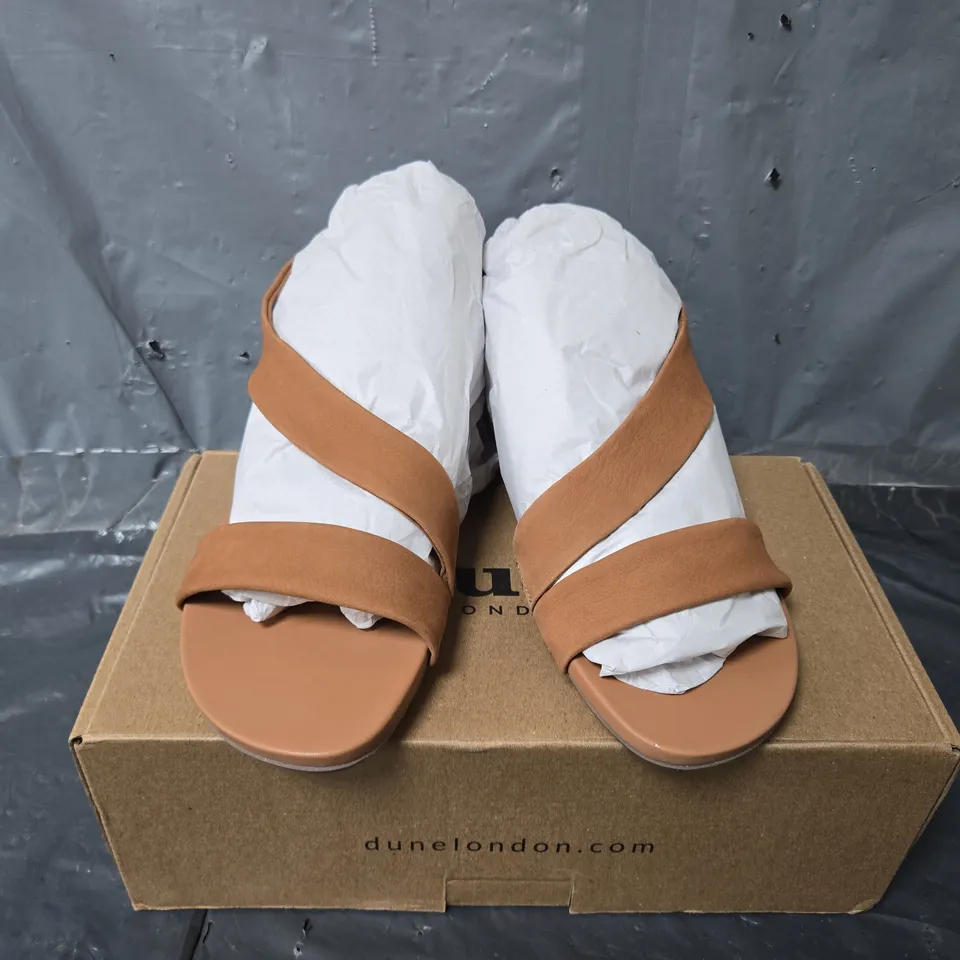 BOXED PAIR OF DUNE LONDON LUCINA ASSYMETRIC BAGGED SANDALS IN TAN - SIZE 6