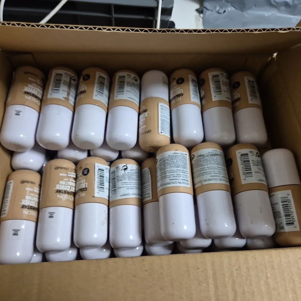 LOT OF APPROXIMATELY 65 REVLON COLOURSTAY LIGHT COVER 30ML FOUNDATIONS - 150 BUFF