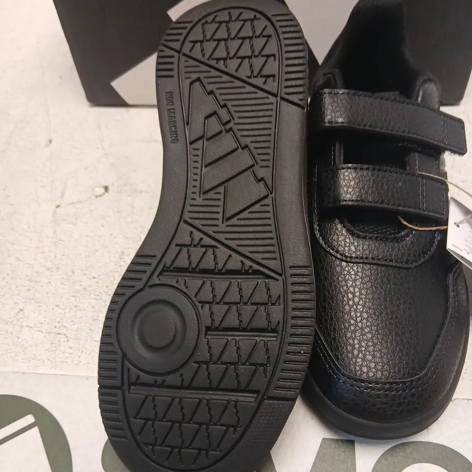 ADIDAS TENSAUR SPORT 3.0 CFK KIDS' TRAINERS – UK 2 (EU 34)
