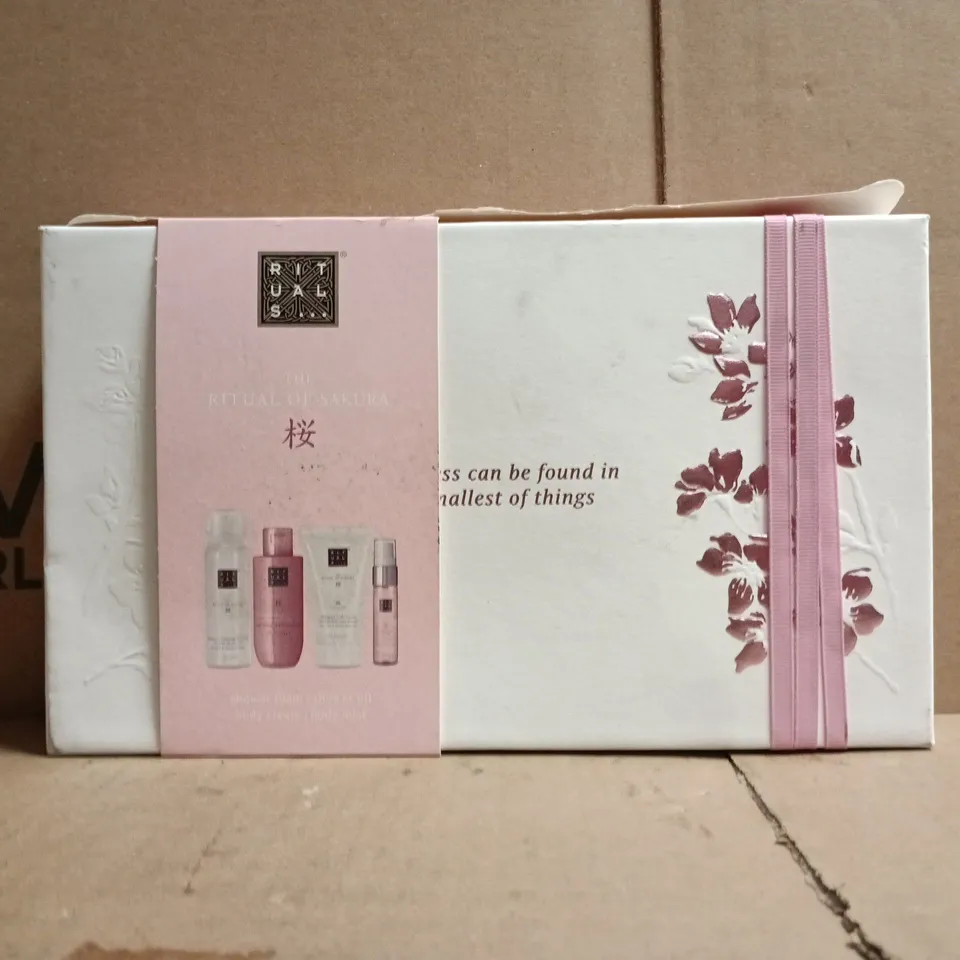 RITUALS THE RITUAL OF SAKURA COSMETIC BOX SET