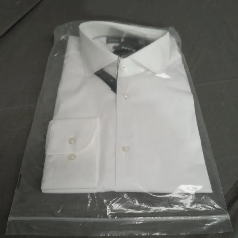 SEALED BOSS SLIM FIT STRECH SHIRT - SIZE 41