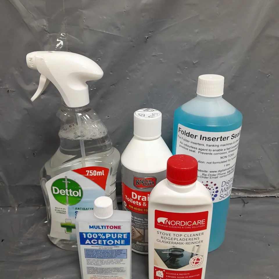 TOTE OF APPROX 10 CLEANING PRODUCTS TO INCLUDE , WASHING UP LIQUID , SEALING SOLUTION , SURFACE CLEANER , ETC