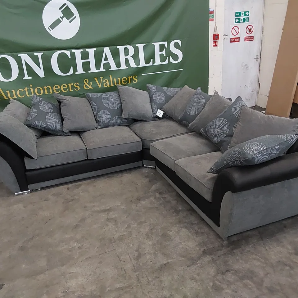 DESIGNER HILTON CORNER SOFA WITH CUSHIONS