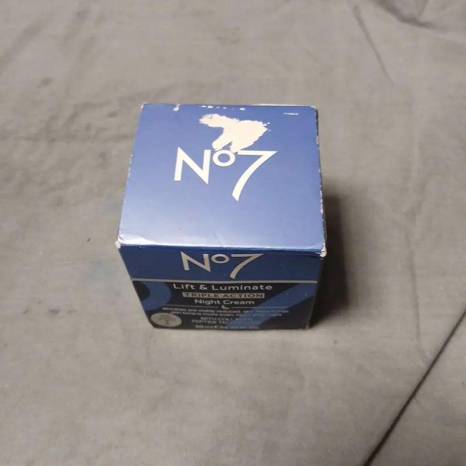 NO7 LIFT & LUMINATE NIGHT CREAM – 50 ML (TRIPLE ACTION)