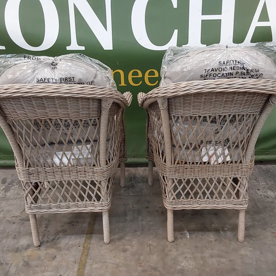 BOXED SET OF 2 VENICE GARDEN CHAIRS (1 BOX)