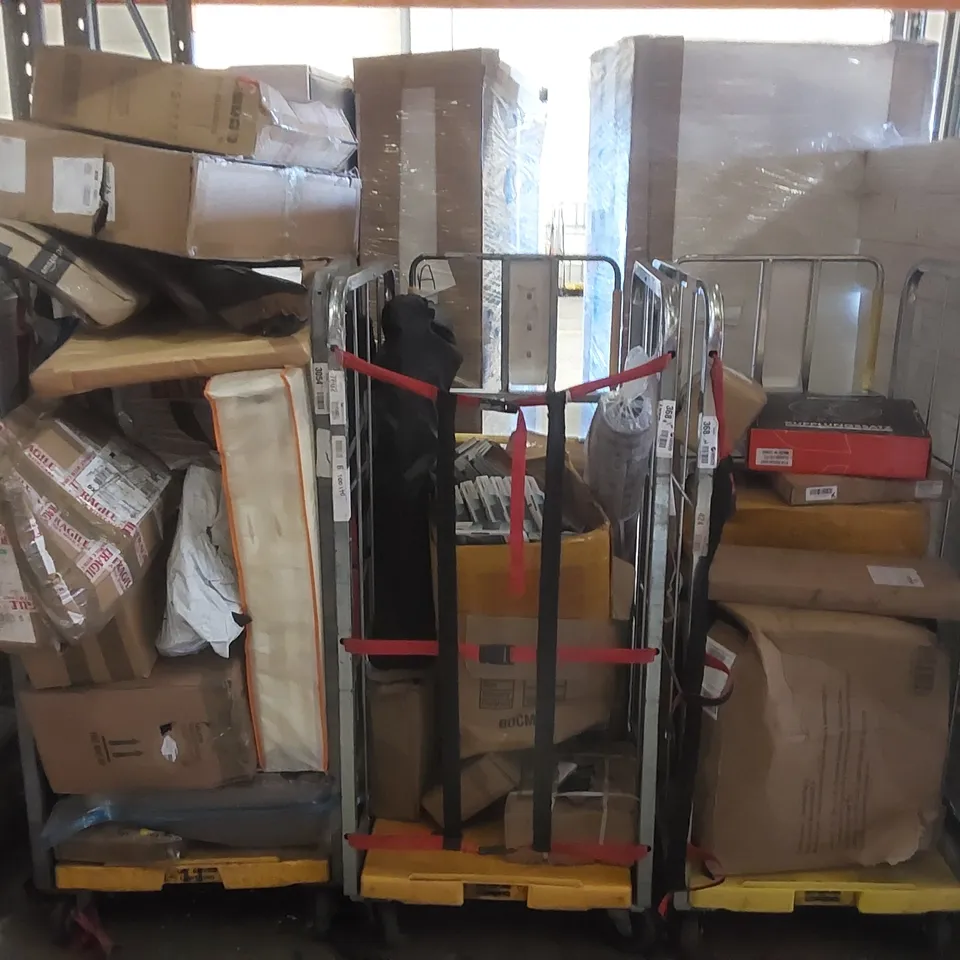 3x CAGES CONTAINING ASSORTED ITEMS INCLUDING: CLUTCH KIT, RUG, CAMPING CHAIR, PLAYMAT ECT // CAGES NOT INCLUDED