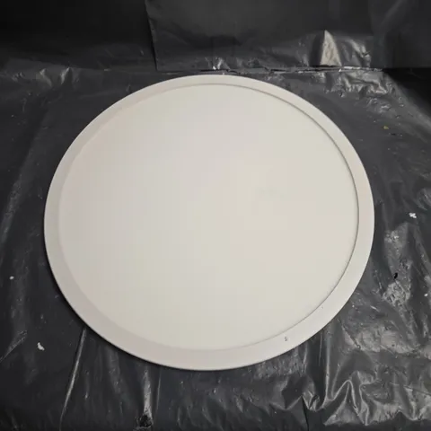 ROUND LED CEILING LIGHT WITH WHITE DIFFUSER