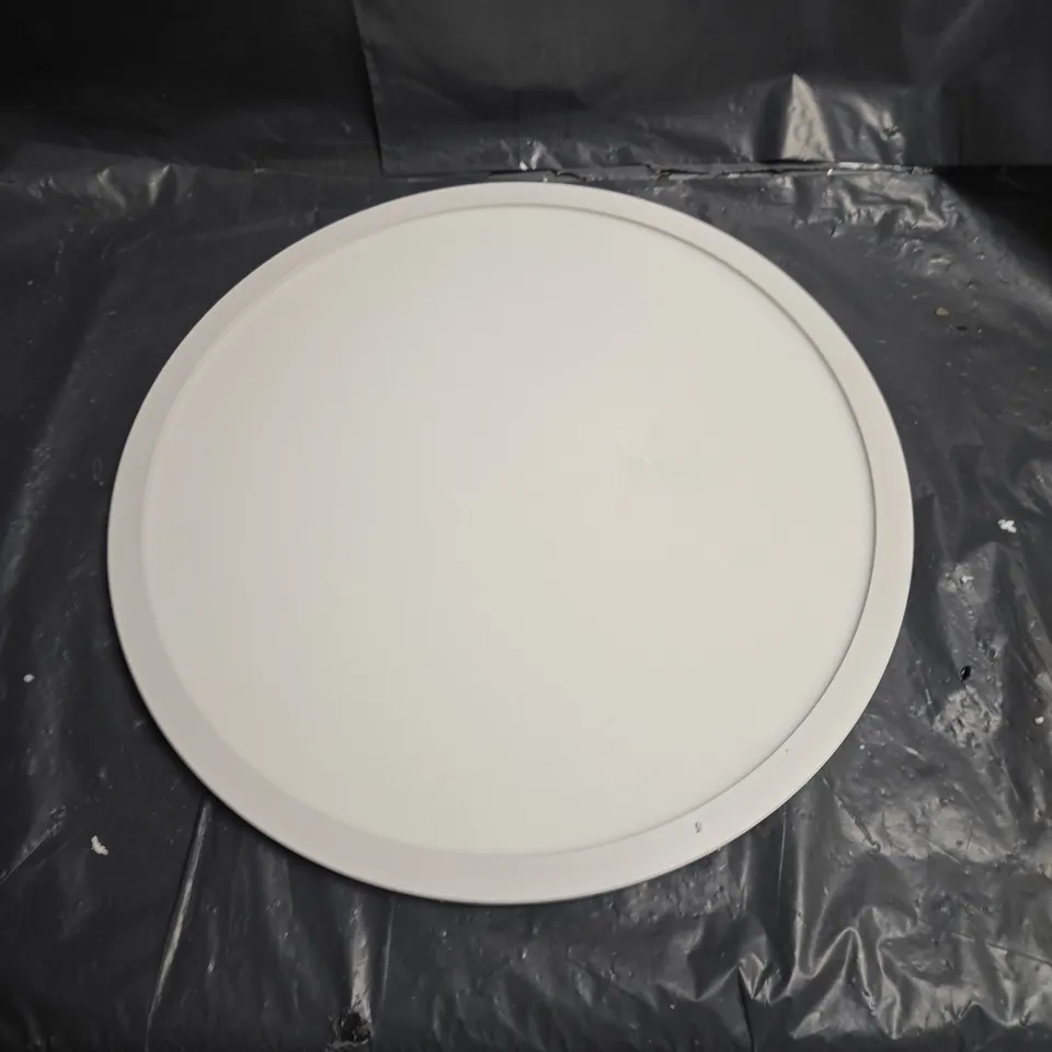 ROUND LED CEILING LIGHT WITH WHITE DIFFUSER