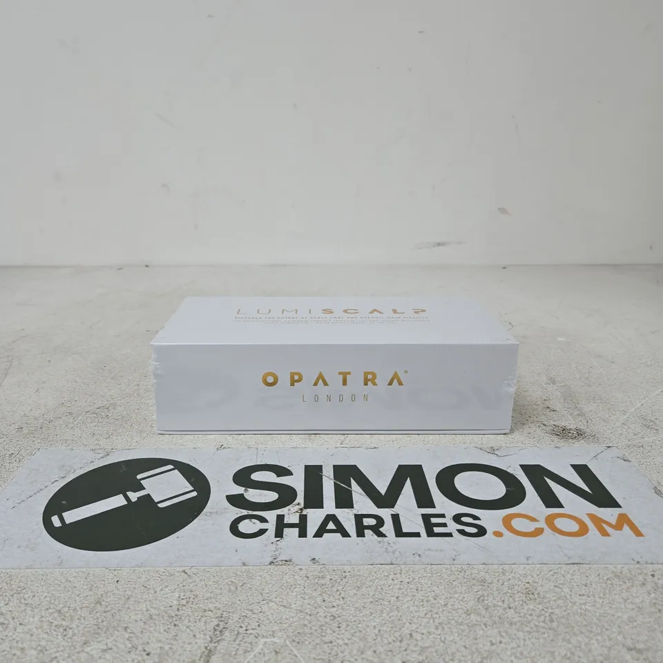 OPATRA LONDON LUMISCALP BOXED – BEAUTY DEVICE