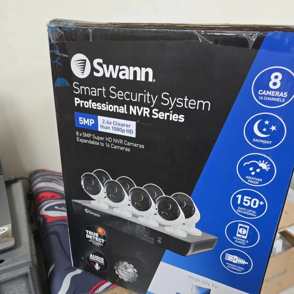 SWANN SMART SECURITY SYSTEM PROFESSIONAL NVR SERIES – 8 CAMERA KIT (BOXED)