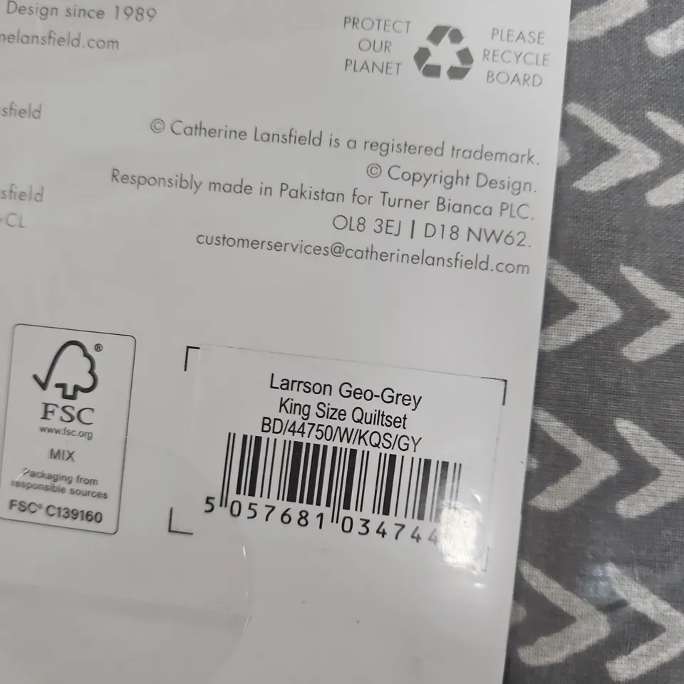 CATHERINE LANSFIELD KING SIZE DUVET SET – GEO-GREY, FULLY REVERSIBLE
