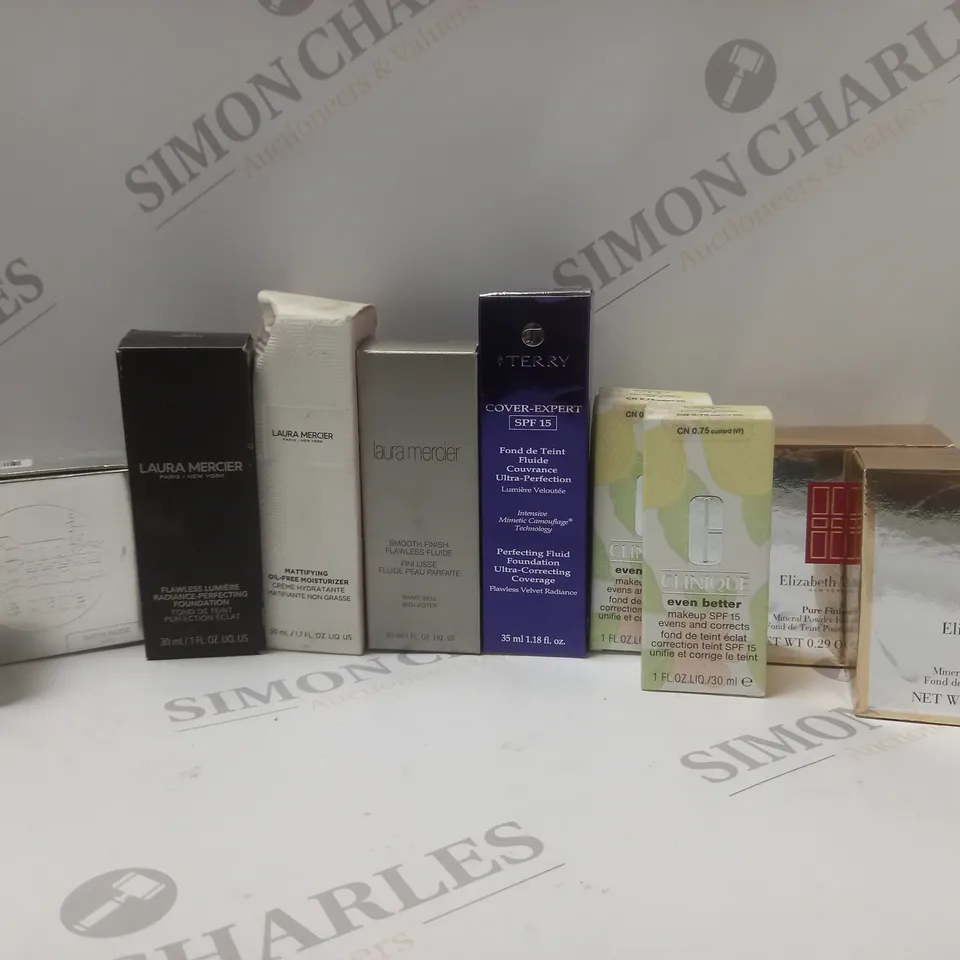 BOX OF APPROX 10 ASSORTED BEAUTY PRODUCTS TO INCLUDE LAURA MERCIER PERFECTING FOUNDATION #TRUFFLE, BYTERRY FLUID FOUNDATION #NNEUTRAL BEIGE, CLINQUE MAKEUP #CUSTARD, ETC 