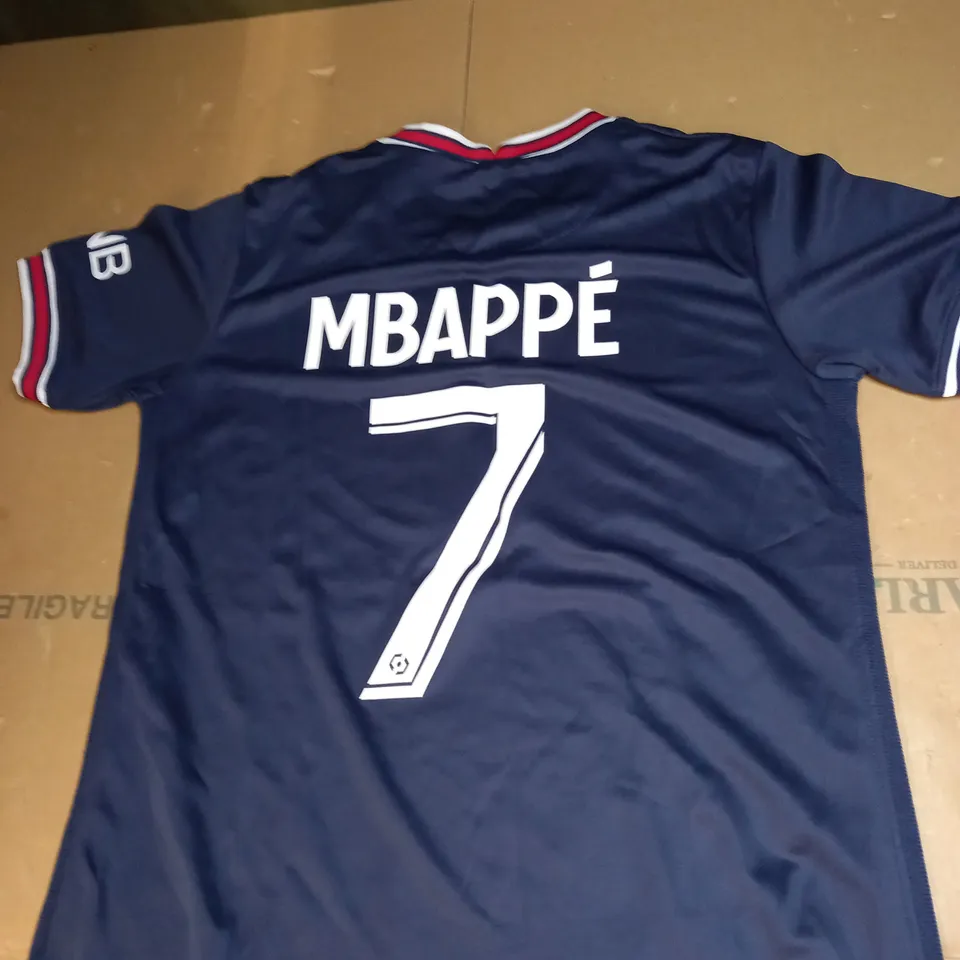 PSG FC FULL HOME KIT WITH MBAPPE 7 ON THE BACK SIZE XS