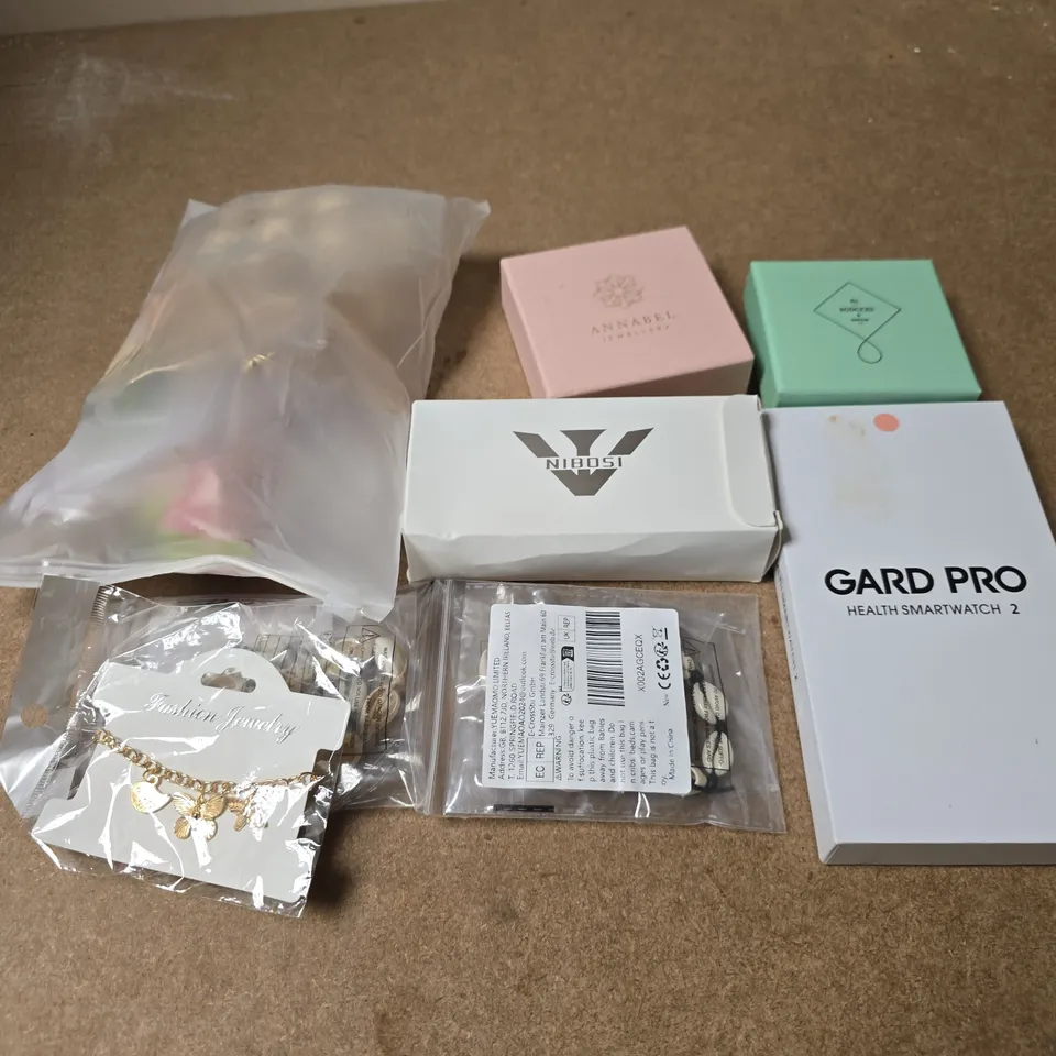 APPROXIMATELY 15 ASSORTED JEWELLERY ITEMS TO INCLUDE BRANDS SUCH AS ANNABEL JEWELLRY, GARD PRO, ROGERS, ETC
