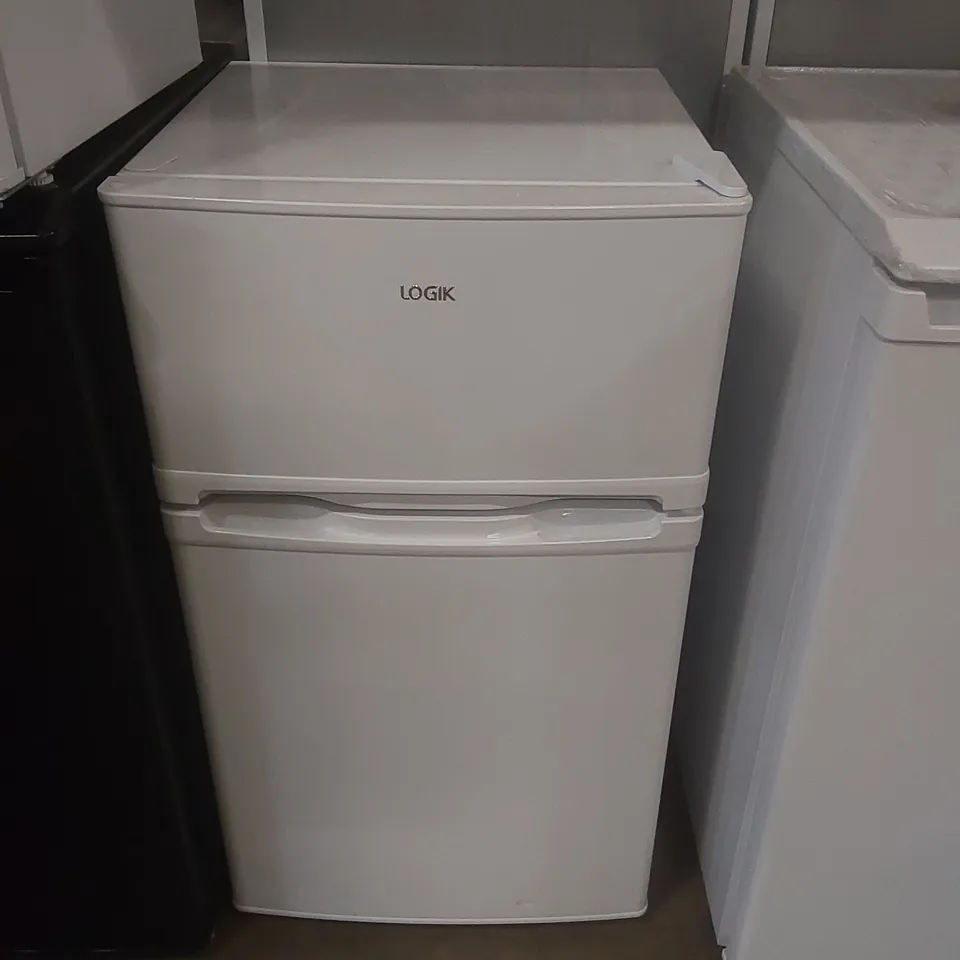 LOGIK LUC50W23 UNDERCOUNTER FRIDGE FREEZER - WHITE