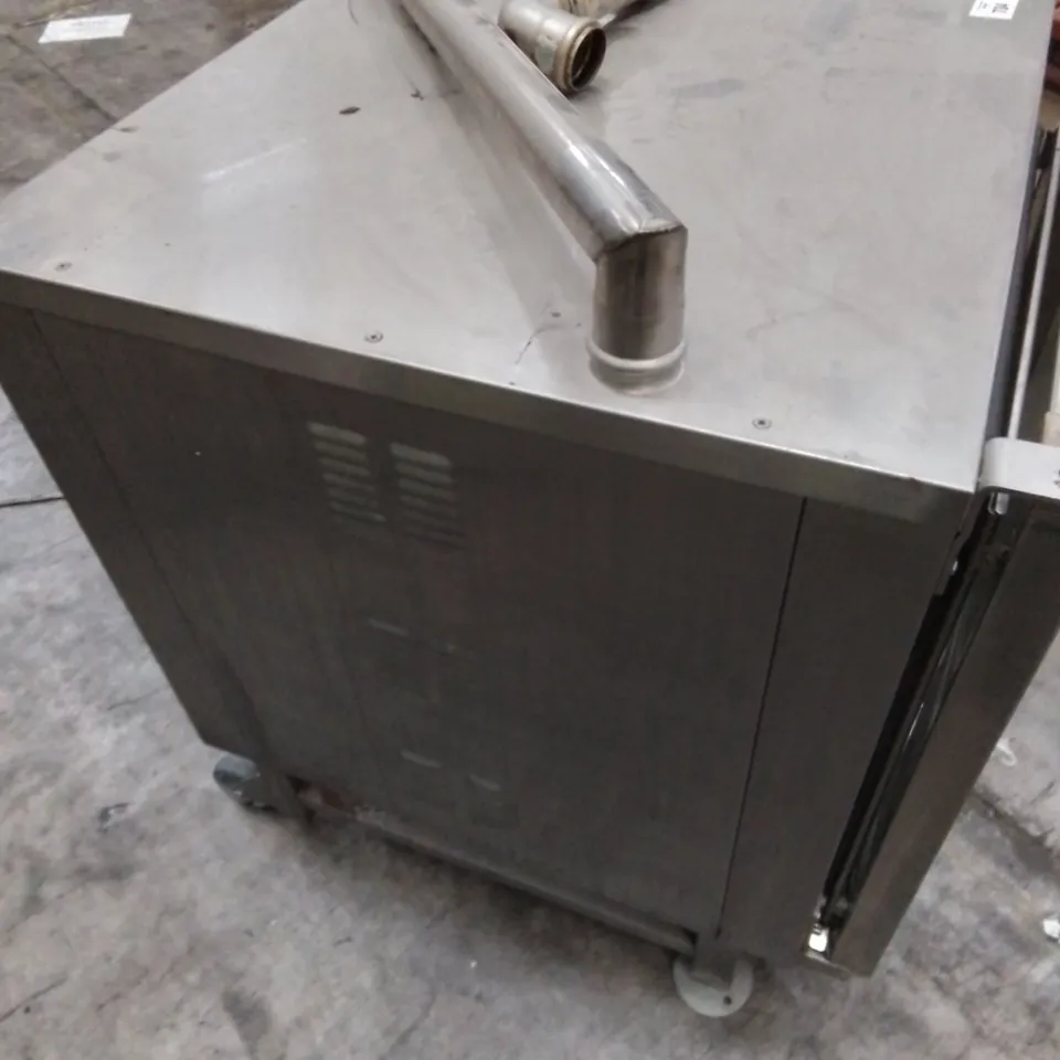 BKI COMMERCIAL SINGLE OVEN