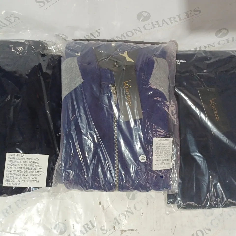 BOX OF APPROXIMATELY 10 ASSORTED CLOTHING ITEMS IN VARIOUS STYLES AND SIZES TO INCLUDE CAPES AND JEANS