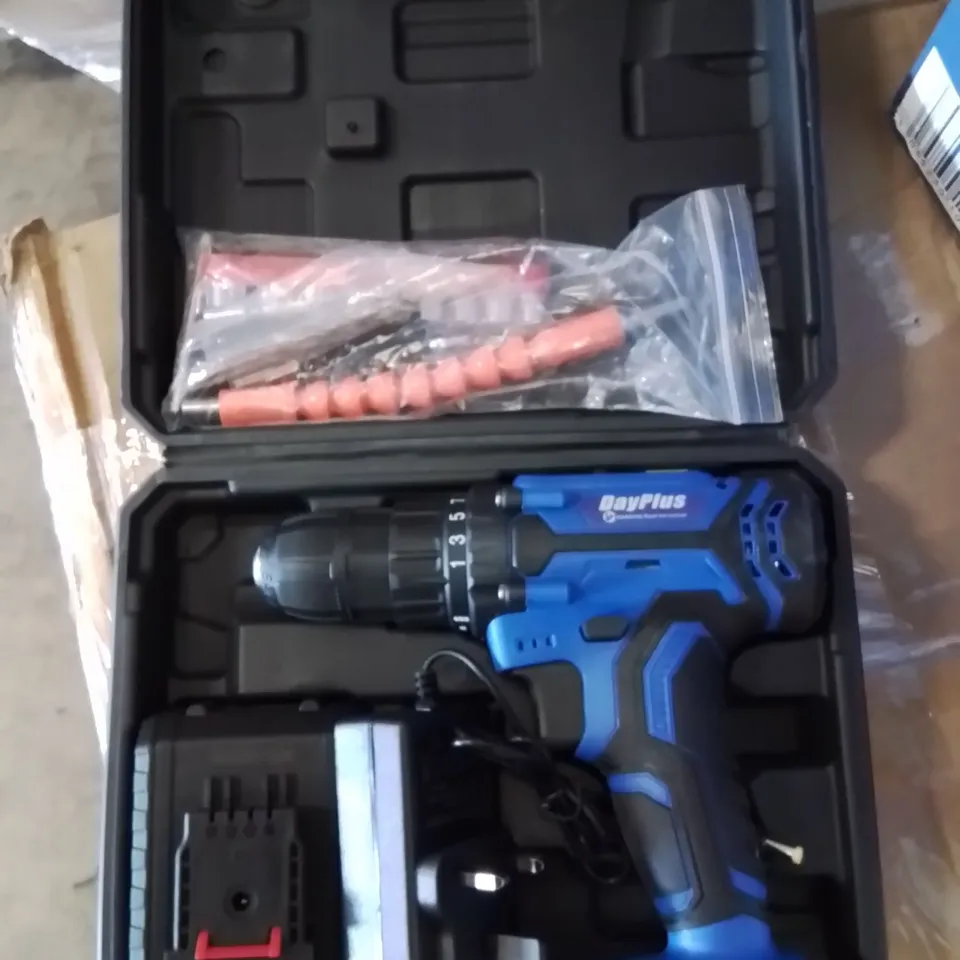 PALLET CONTAINING VARIOUS ASSORTED BOXED ITEMS TO INCLUDE: VACUUM CLEANERS, CORDLESS DRILL, EXPANDABLE HOSES, ELECTRIC HOT PLATE AND LOTS MORE UNMARKED BOXED ITEMS 