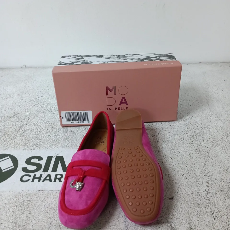 MODA IN PELLE PINK VELVET MOCCASINS – WOMEN'S - EUR 39